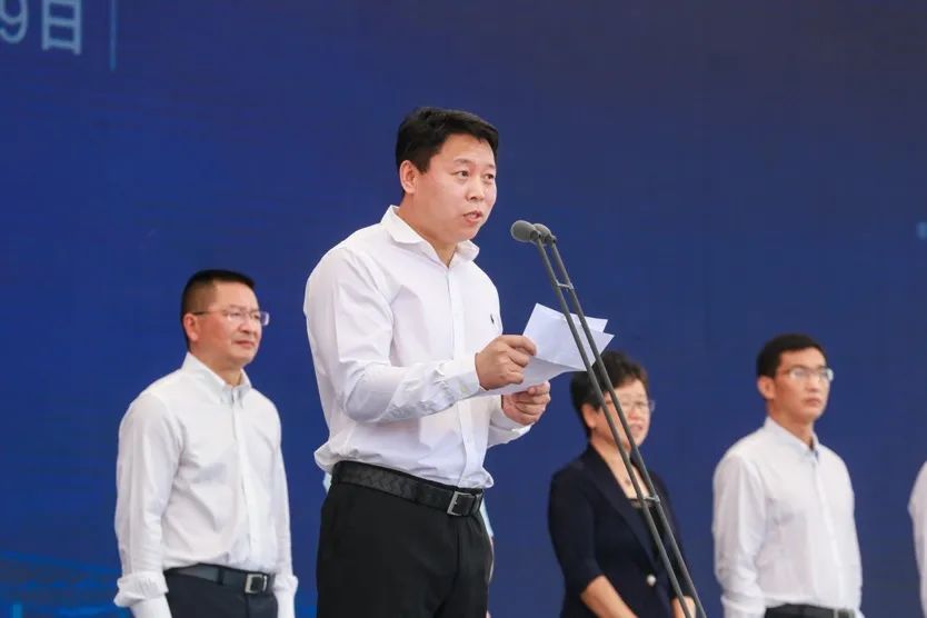 腾龙重庆5G产业园项目盛大启航，首期建设8000个高等级机柜数据中心